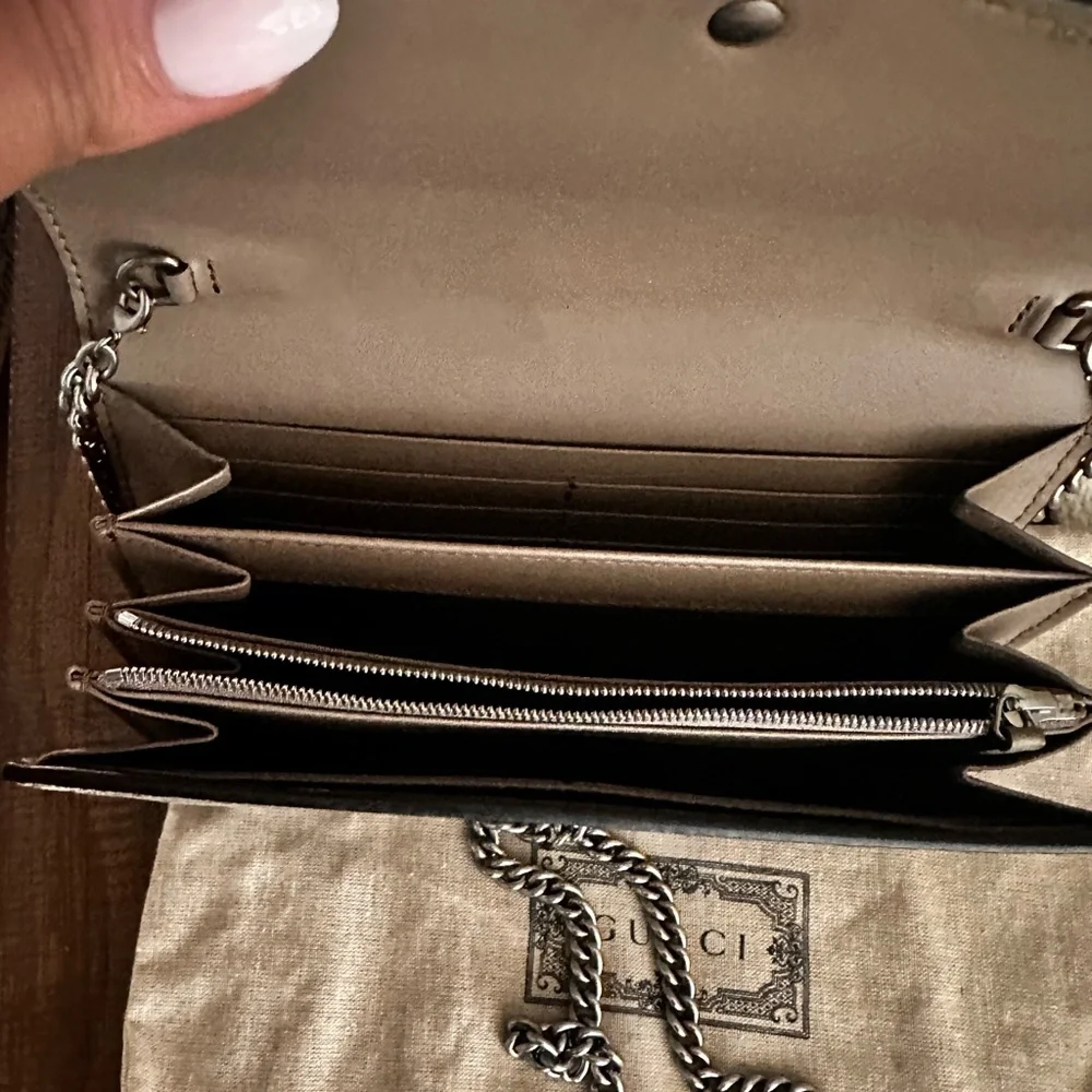 Gucci Dionysus GG supreme crossbody shoulder bag with box and dust bag - Picture 8 of 14